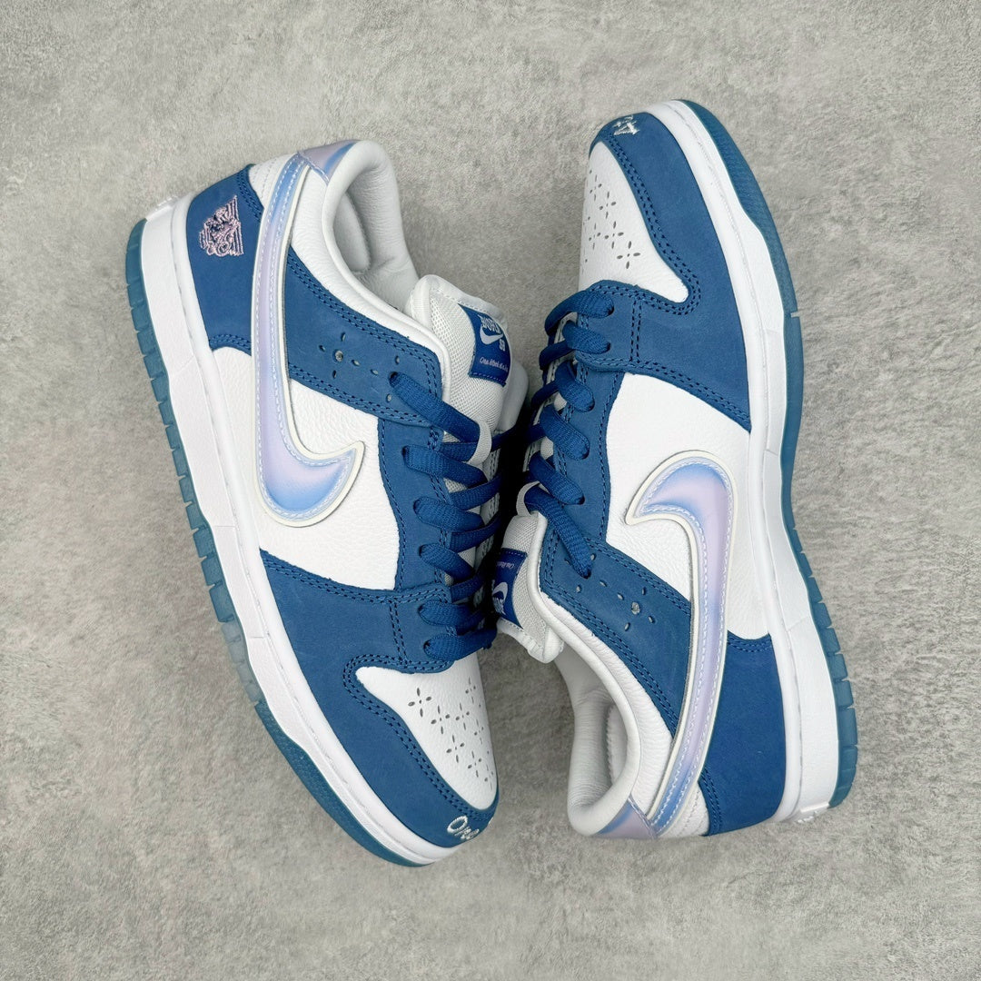Nike Dunk "Born x Raised"