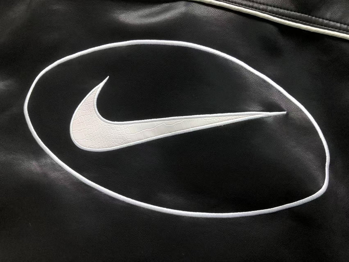 Jaqueta Nike x Supreme Varsity
