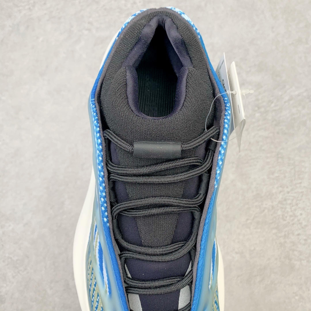 Yeezy 700 V3 "Arzareth"