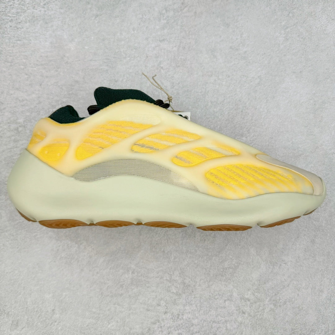Yeezy 700 V3 "Mono Safflower"