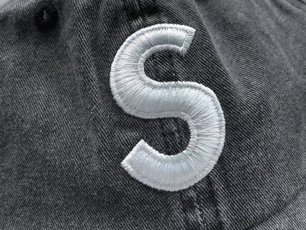 Boné Supreme S Logo 6 Panel