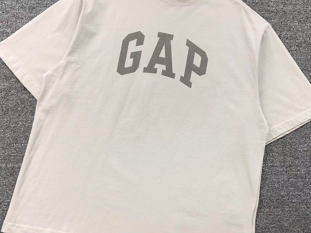 Camiseta Yeezy X GAP Dove