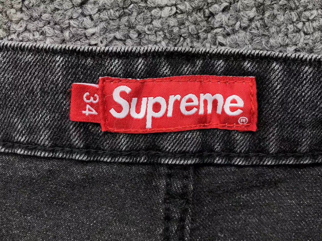Calça Supreme