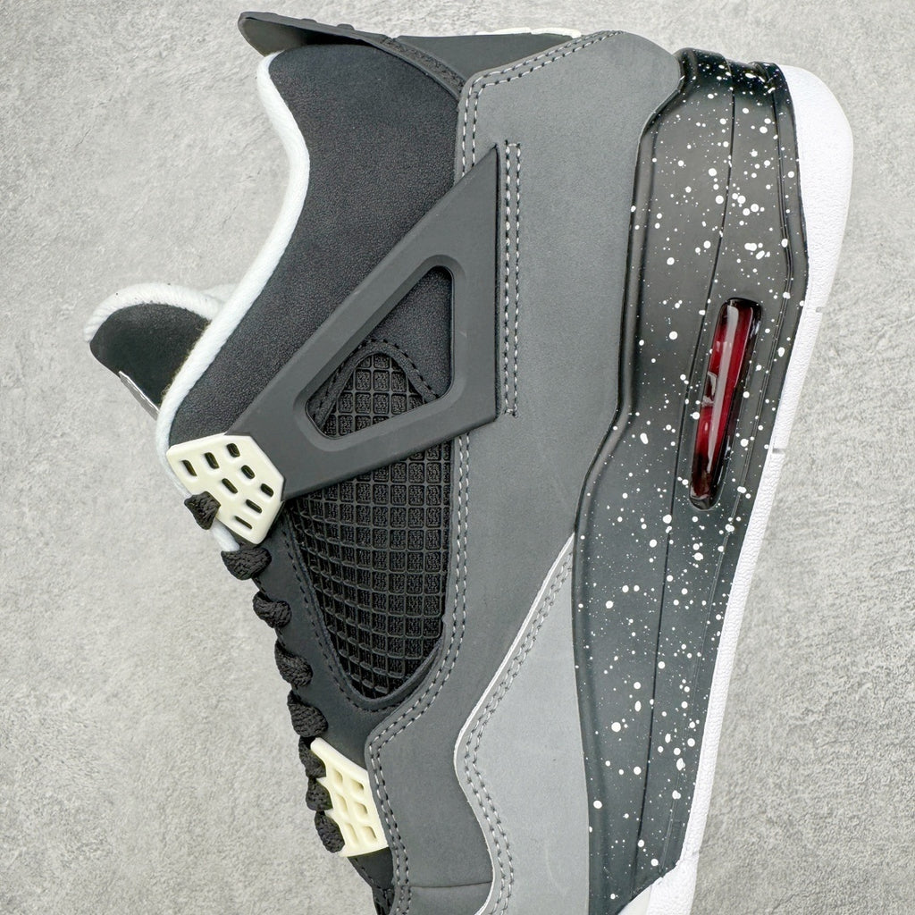 Jordan 4 "Fear"