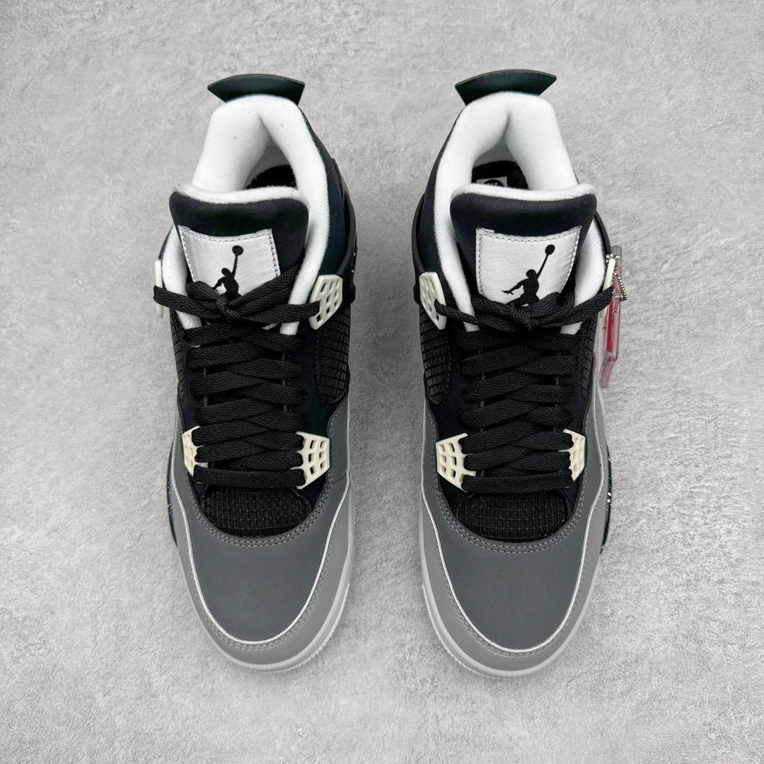Jordan 4 "Fear"