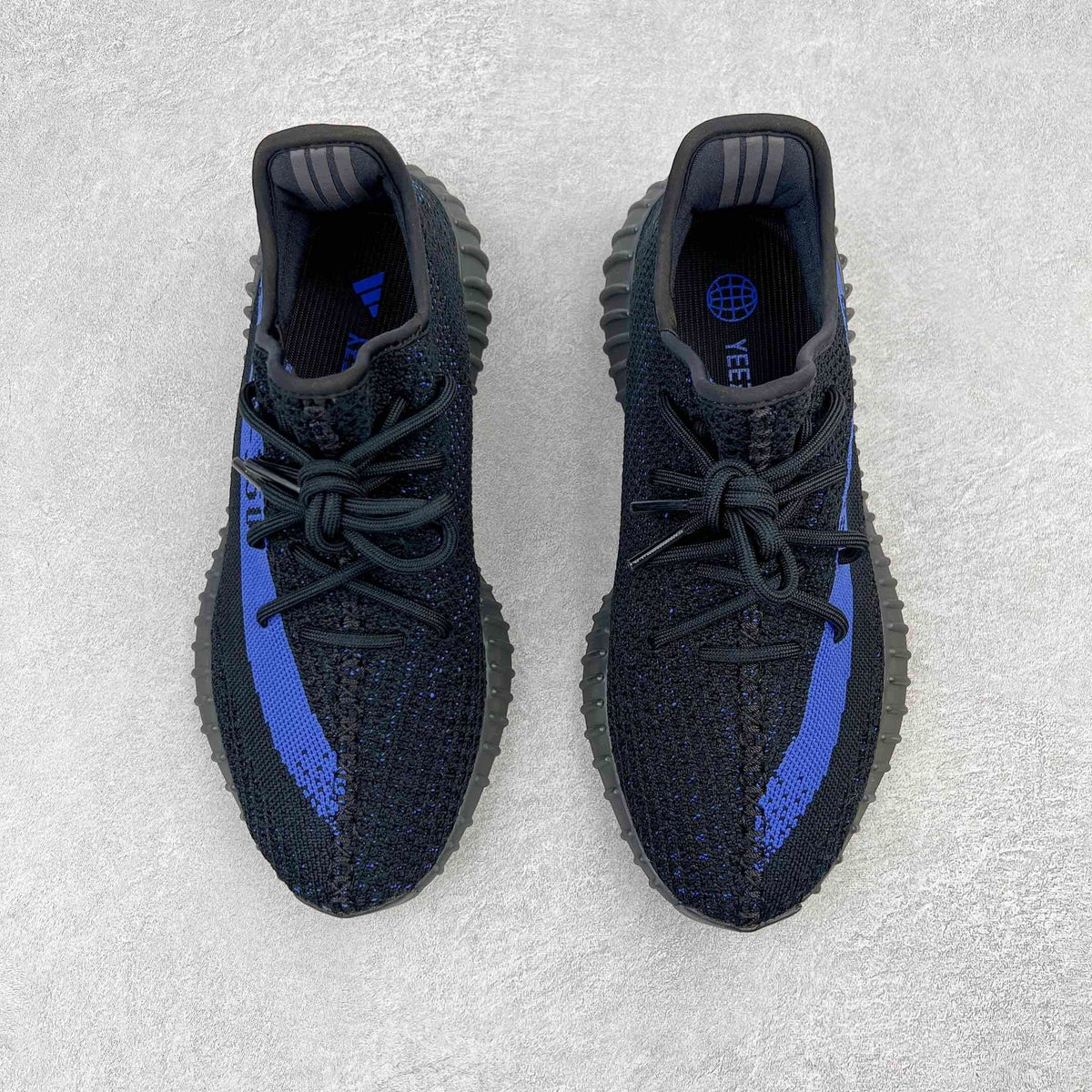 Yeezy Boost 350 V2 "Dazzling Blue"