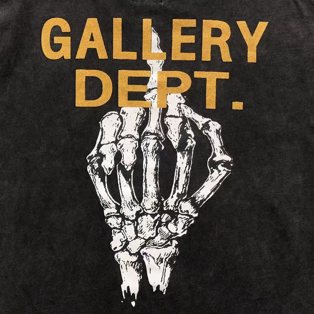 Camiseta GALLERY DEPT Skeleton Middle Finger