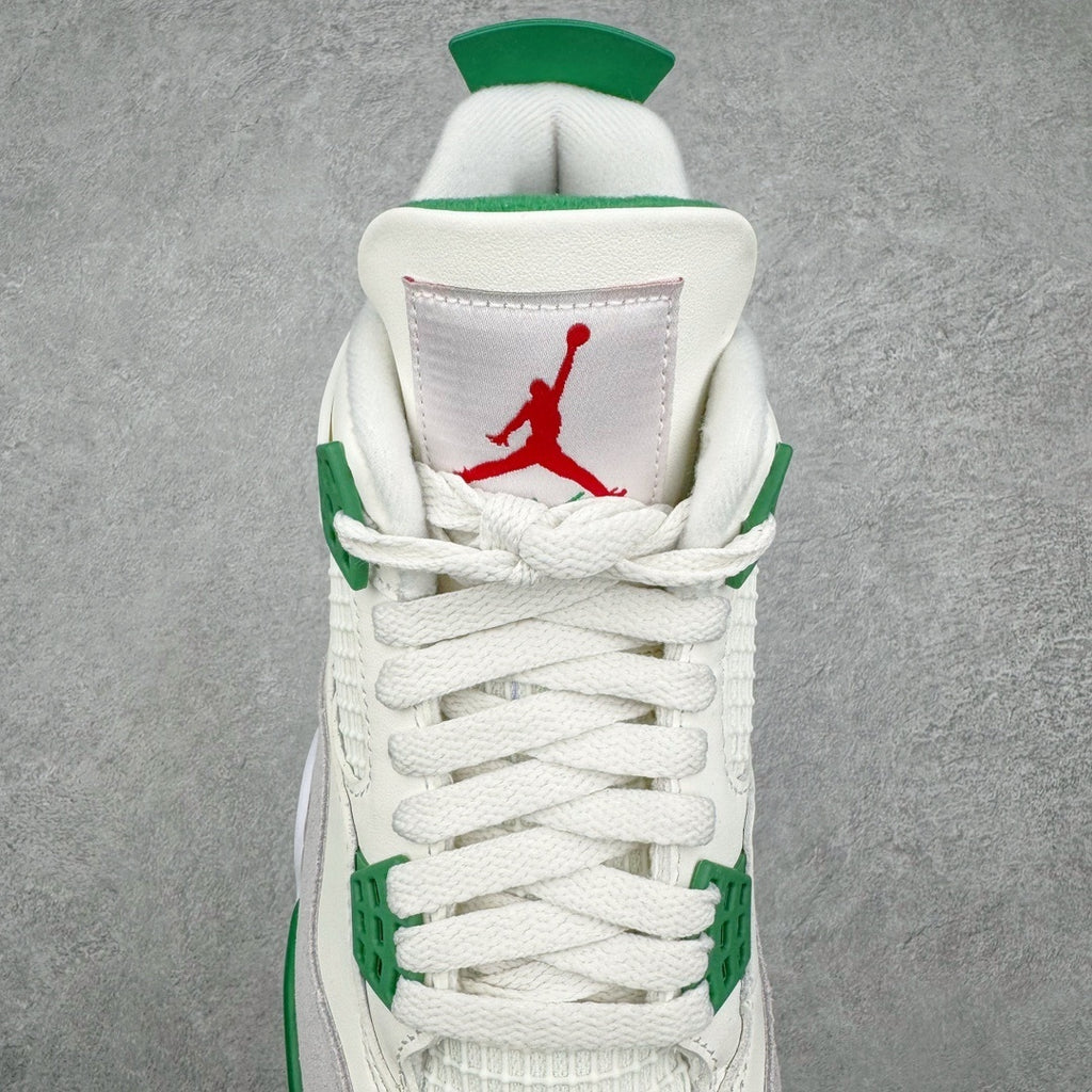 Jordan 4 "Pine Green"