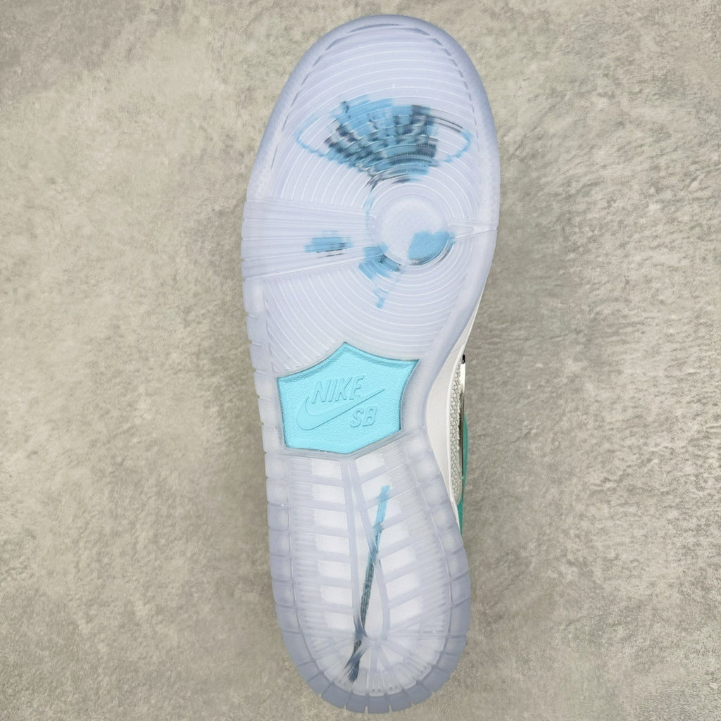 Nike Dunk x April Skateboards "Turbo Green"