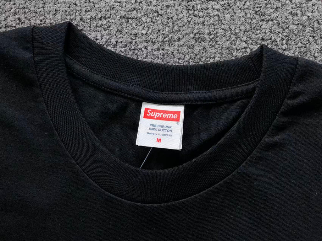Camiseta Supreme God Save The USA