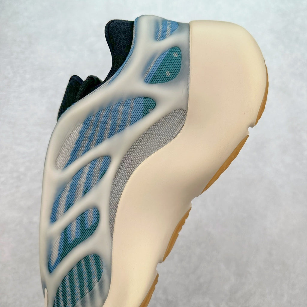 Yeezy 700 V3 "Kyaniter"