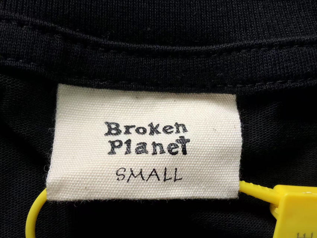 Camiseta Broken Planet Space Madness