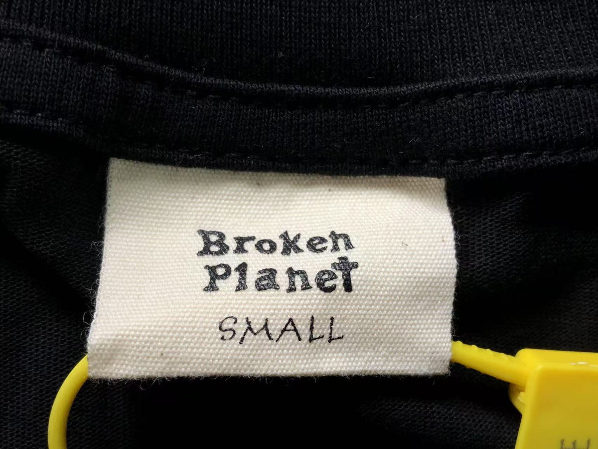 Camiseta Broken Planet Space Madness