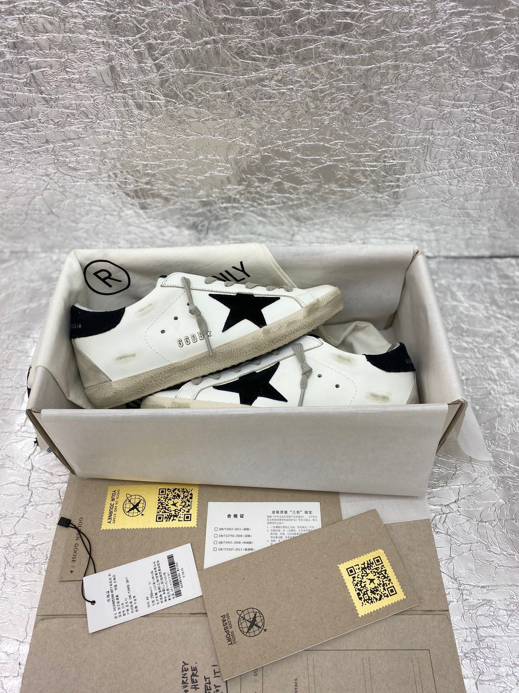 Golden Goose SuperStar