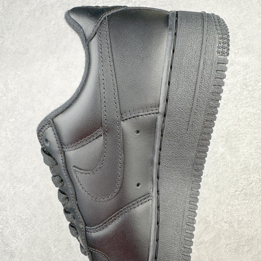 Nike x Supreme Air Force 1 "Black"