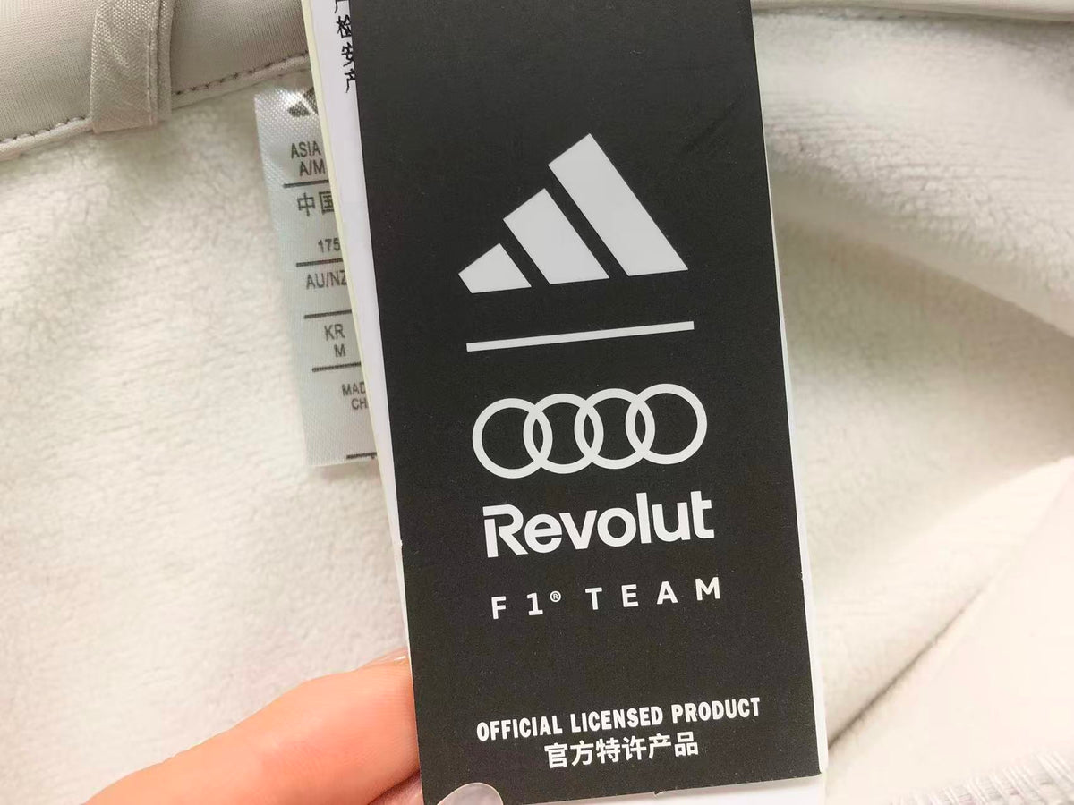 Jaqueta Adidas x Revolut x Audi F1 Chalk Pearl
