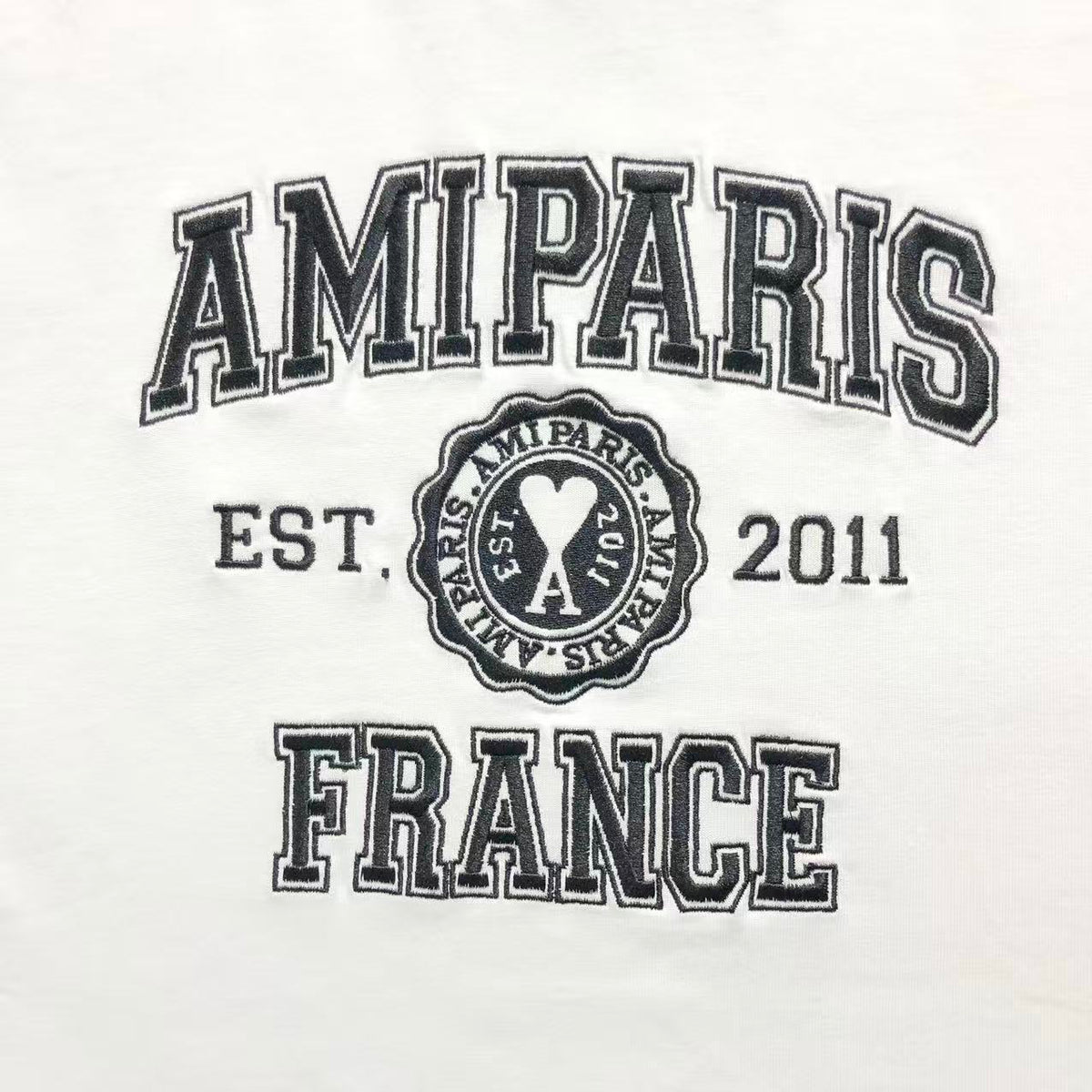 Camiseta Ami Paris France